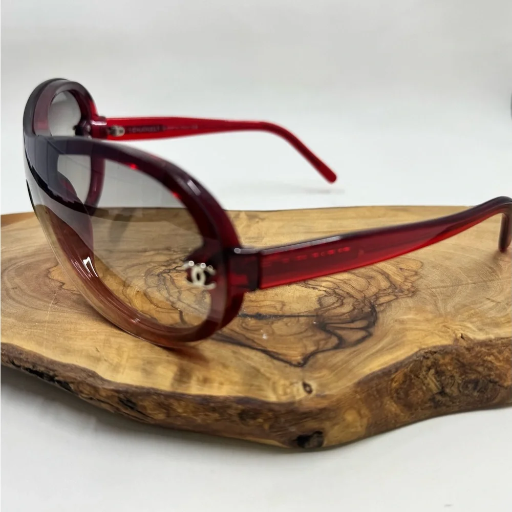 Authentic Chanel Y2K sunglasses - Picture 3 of 13